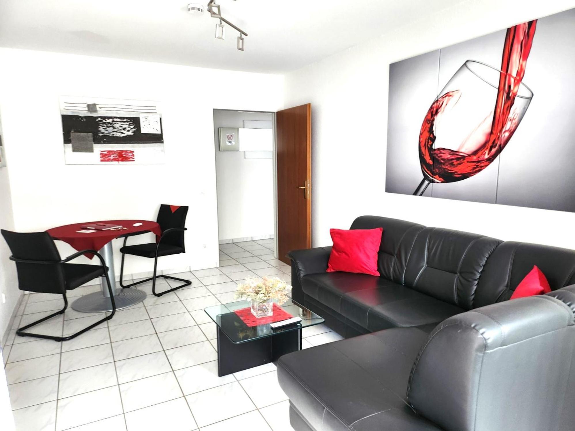 Innovative 2-Zimmer-Ferienwohnung Am Kurpark 巴特克罗伊茨纳赫 外观 照片