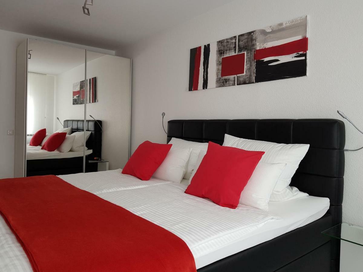 Innovative 2-Zimmer-Ferienwohnung Am Kurpark 巴特克罗伊茨纳赫 外观 照片